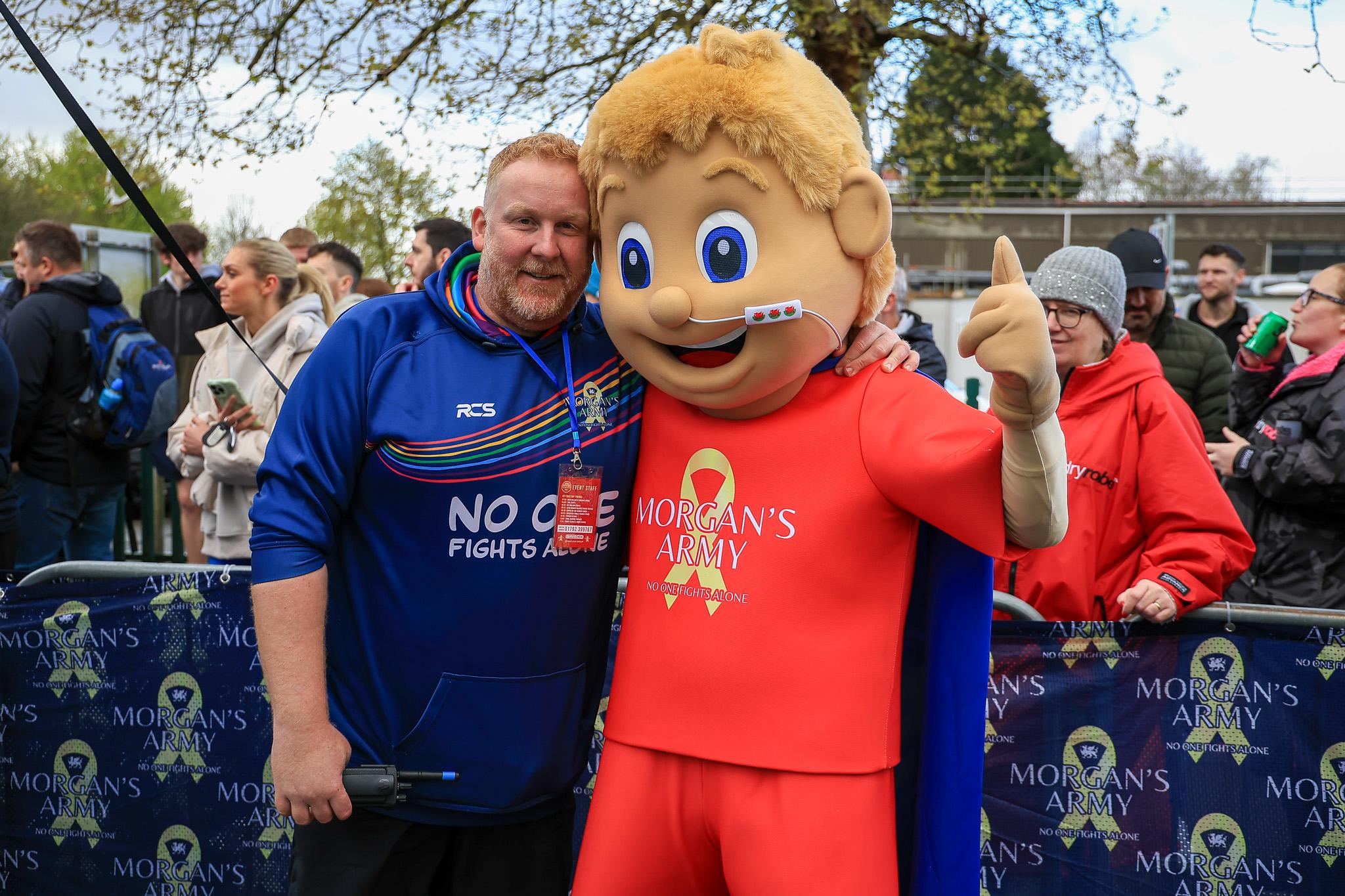 Morgan's Army mascot and organiser at the Gorseinon 10K